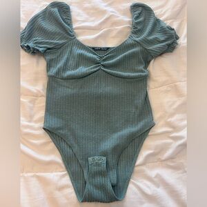 SHEIN Green Ribbed Bodysuit